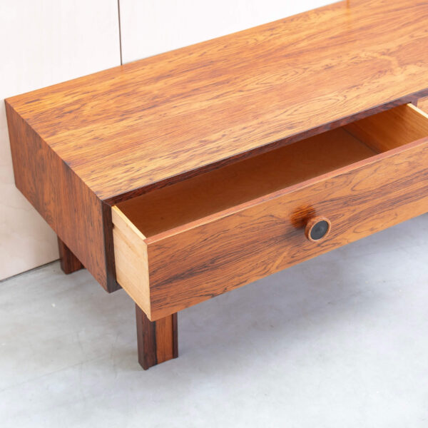 MOO-KUM-PAL-051 (7) Palisander kummut / madal sideboard