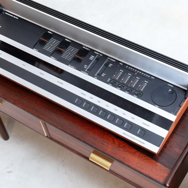 IMG_3049 Bang & Olufsen Beomaster 1900-2 võimendi