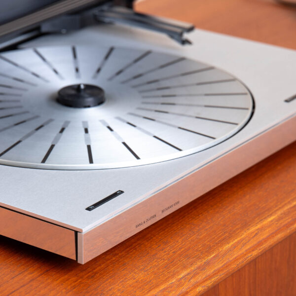 B&O_Beogram_6500_MMC1-2 Bang & Olufsen Beogram 6500 vinüülimängija koos MMC1 helipeaga